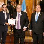 Compañero Luis Briones, Presidente Alejandro Giammattei y el Canciller Mario Búcaro Flores