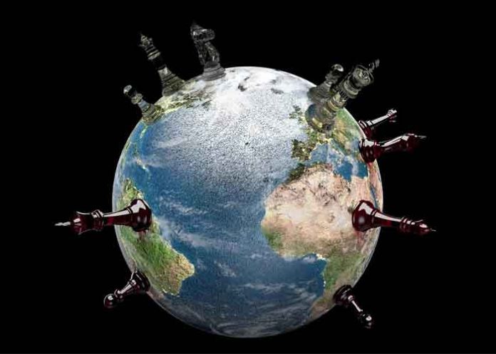 Hacia un mundo multipolar: Historia, reportaje y guerra comunicacional