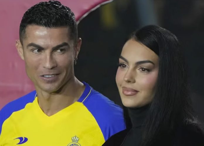 Como la esclava de Cristiano aparece Georgina en identificación árabe