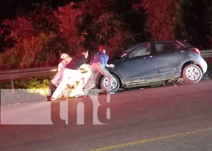 Conductor ebrio se sale de la carretera en las vueltas Las Ñambaras, Santo Tomás