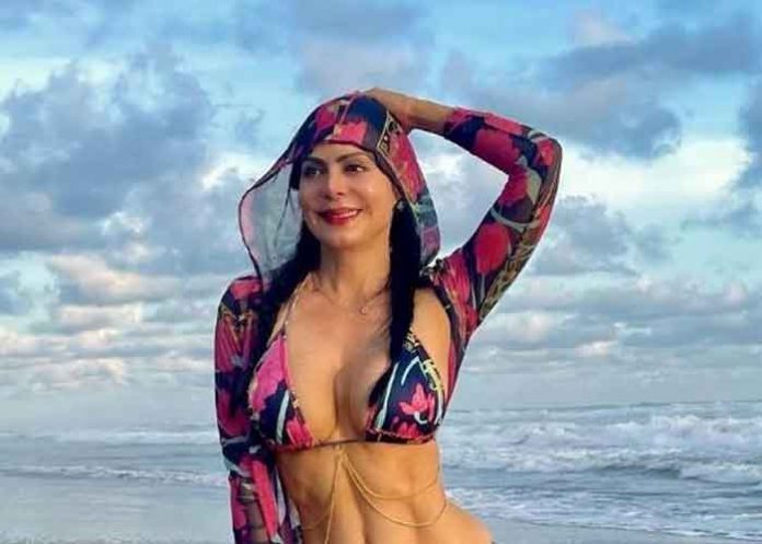 1 Maribel Guardia de 63 años recibe el 2023 en un