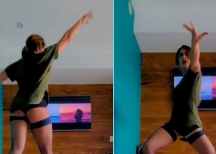1 María León sube la temperatura con un baile sensual y poca ropa (Video)