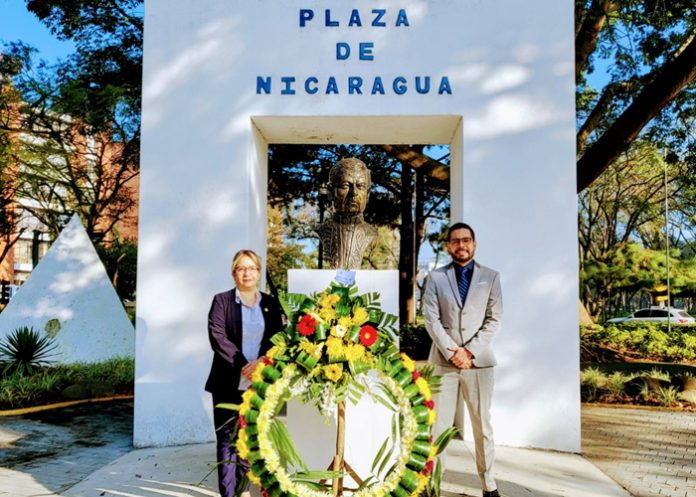 Guatemala también rindió homenaje a Rubén Darío