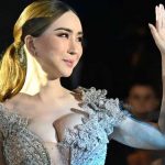 Viralizan foto de la dueña de Miss Universo antes de convertirse en mujer