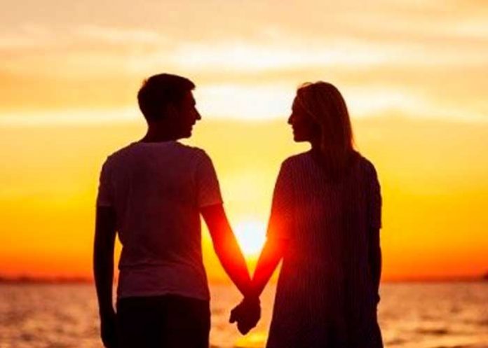 1 ¡Por Juan! Mexicano viaja a Colombia y su jaña le tamalea 6 mil dólares