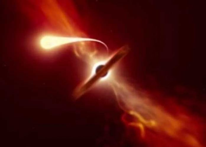 Científicos muestran cómo una estrella sobrevive tras ser devorada por agujero negro