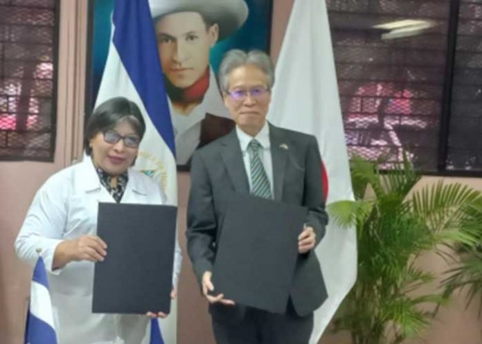 1 13 hospitales de Nicaragua resultarán beneficiados con equipamiento médico donados por Japón