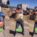 ¡De no creer! Albañil es viral por cargar bolsa de cemento con los dientes ¡De no creer! Albañil es viral por cargar bolsa de cemento con los dientes