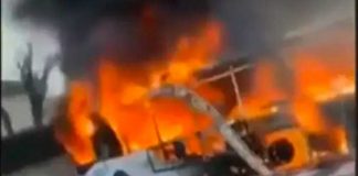 Autobús escolar arde en llamas y avanza sin control en Francia