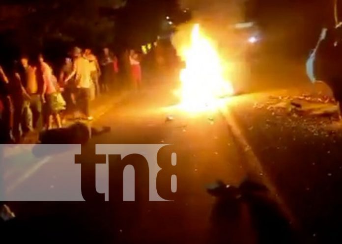 Fallece al estrellarse contra un camión en San Rafael del Sur