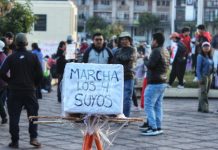 Perú: Campesinos avanzan hacia Lima para marchar contra la presidenta Campesinos peruanos avanzan hacia Lima para marchar contra la presidenta