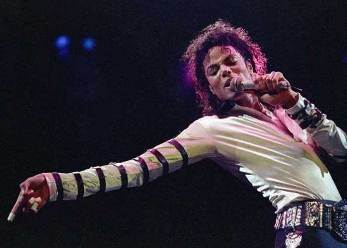 Biopic de Michael Jackson se encuentra en camino