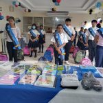 Entrega de mochilas escolares a hijos de policías en departamentos de Nicaragua