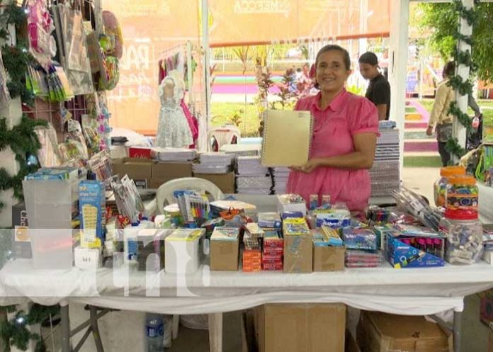 Foto: Variedades de productos en los negocios en el Parque Nacional de Ferias / TN8