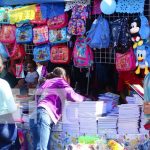 Ventas muy buenas en feria de regreso a clases en Masaya