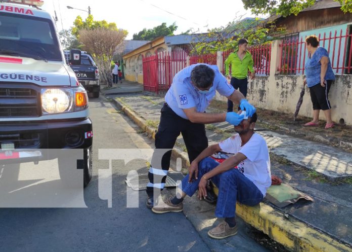 Foto: Por probar una moto termina lesionado en un Barrio de Managua / TN8