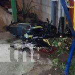 Se estrella en negocio de comida tras perder el control de la moto en Juigalpa Foto: Se estrella en negocio de comida tras perder el control de la moto en Juigalpa / TN8