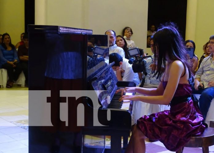 3 Foto: Noche de arte y música clásica en Masaya / TN8