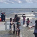 Foto: Familias de Rivas disfrutan de las playas este primer fin de semana 2023 / TN8