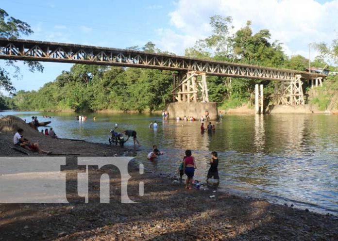 3 Foto: Mineros en Siuna reciben el año 2023 visitando los principales Ríos de la región / TN8