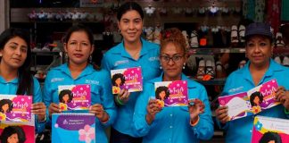 Presentan cartillas dirigidas a mujeres en el Mercado Oriental, Managua