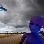 Científico: «Extraterrestres no visitan la tierra porque el humano es tonto» Extraterrestres no visitan la tierra porque los humanos son 'tontos