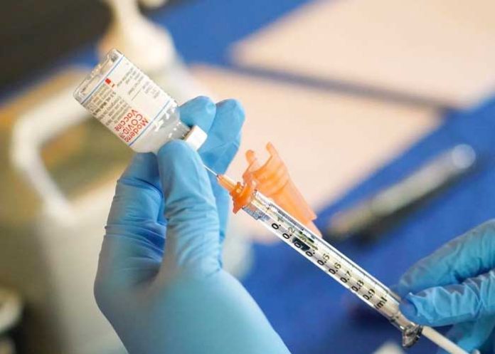 OMS mantiene nivel máximo de alerta para el covid-19