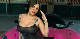 Karely presume su auto de lujo enseñando sus atributos