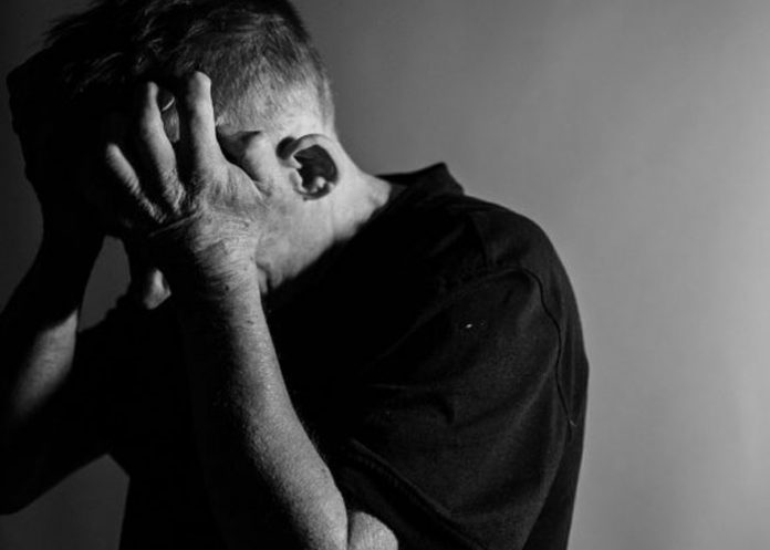 Estudio explica que la depresión reduce la posibilidad de tener hijos