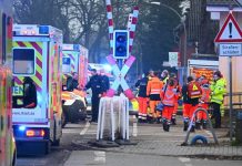Sangriento ataque con cuchillo en un tren de Alemania deja varios heridos Sangriento ataque con cuchillo en un tren de Alemania deja varios heridos
