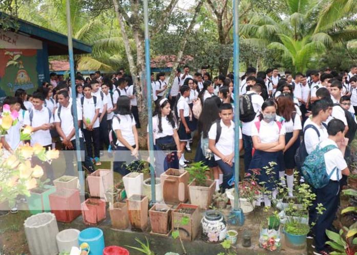 allen-2 Foto: Regreso a clases en Siuna / TN8