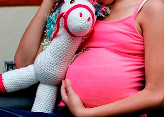 Desaparece niña violada por su padre tras solicitar abortar en Argentina