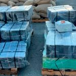 Hallan más de una tonelada de cocaína escondida en sacos de cacao en Barcelona Hallan más de una tonelada de cocaína escondida en sacos de cacao en Barcelona