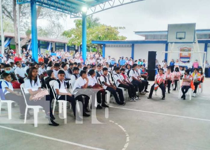 Foto: Regreso a clases con alegría en Nandaime y Boaco / TN8