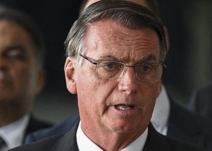 Investigan al expresidente Bolsonaro por actos golpistas en Brasil