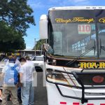Delincuencia en Managua: Mujer cae de un bus tras ser víctima de robo Foto: Intento de robo en un bus termina con una víctima lesionada, al caer de la unidad en Managua / TN8
