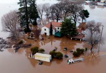 Sube la cifra de muertos tras el aterrador «diluvio» que azota California Sube la cifra de muertos tras el aterrador "diluvio" que azota California