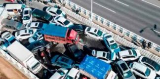 Violento accidente en China deja 17 muertos