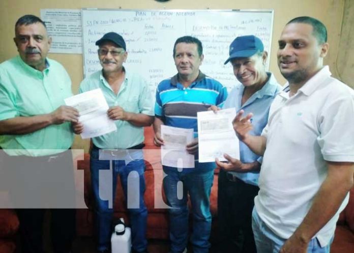 Foto: Entrega de Créditos del Programa Adelante en Boaco / TN8