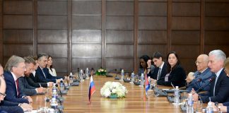 Llegan a Cuba empresarios de Rusia para consolidar proyectos de cooperación