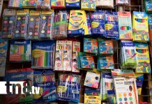 Foto: Ofertas escolares en el Mercado Oriental / TN8