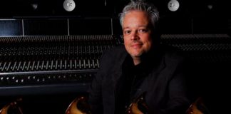 Policía de Estados Unidos mató a un ingeniero de sonido ganador de Grammy