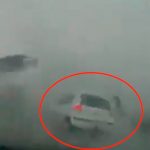 ¡Terrorífico! Violento tornado se «devora» carro en una carretera de Oklahoma ¡Terrorífico! Violento tornado se "devora" carro en una carretera de Oklahoma