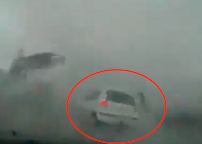 eeuu3 ¡Terrorífico! Violento tornado se