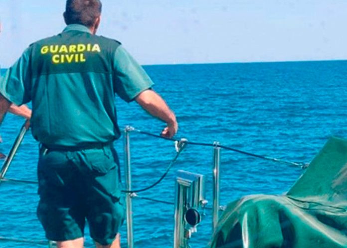 españa1 Macabro hallazgo de cadáver sin cabeza ni manos en una playa de España