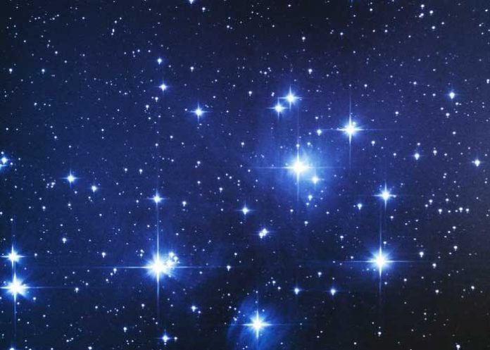 Descubren ocho estrellas catalogadas como las más calientes del universo