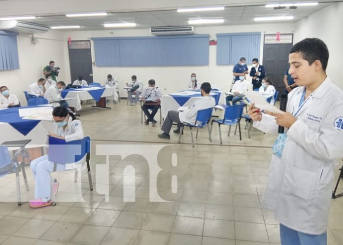 grama Hospital Manolo Morales actualiza conocimientos sobre lectura de electrocardiogramas