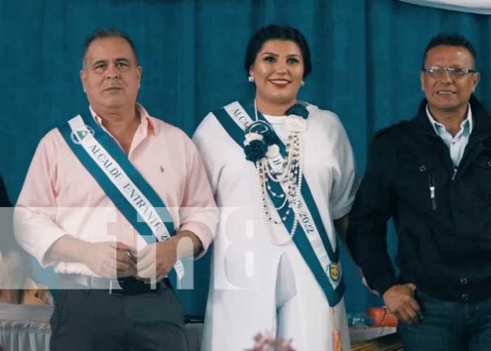 Foto: Toma de posesión de las autoridades de Jalapa / TN8