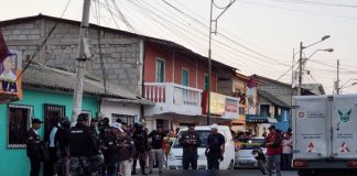 Asesinan a candidato a alcalde en Ecuador realizando acto de campaña