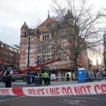 ¡Insólito! Inodoro público aplastó a un hombre hasta la muerte en Londres